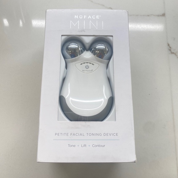 NuFace Mini Facial Toner Kit